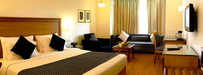 835/Abad Plaza - Kochi 08.jpg